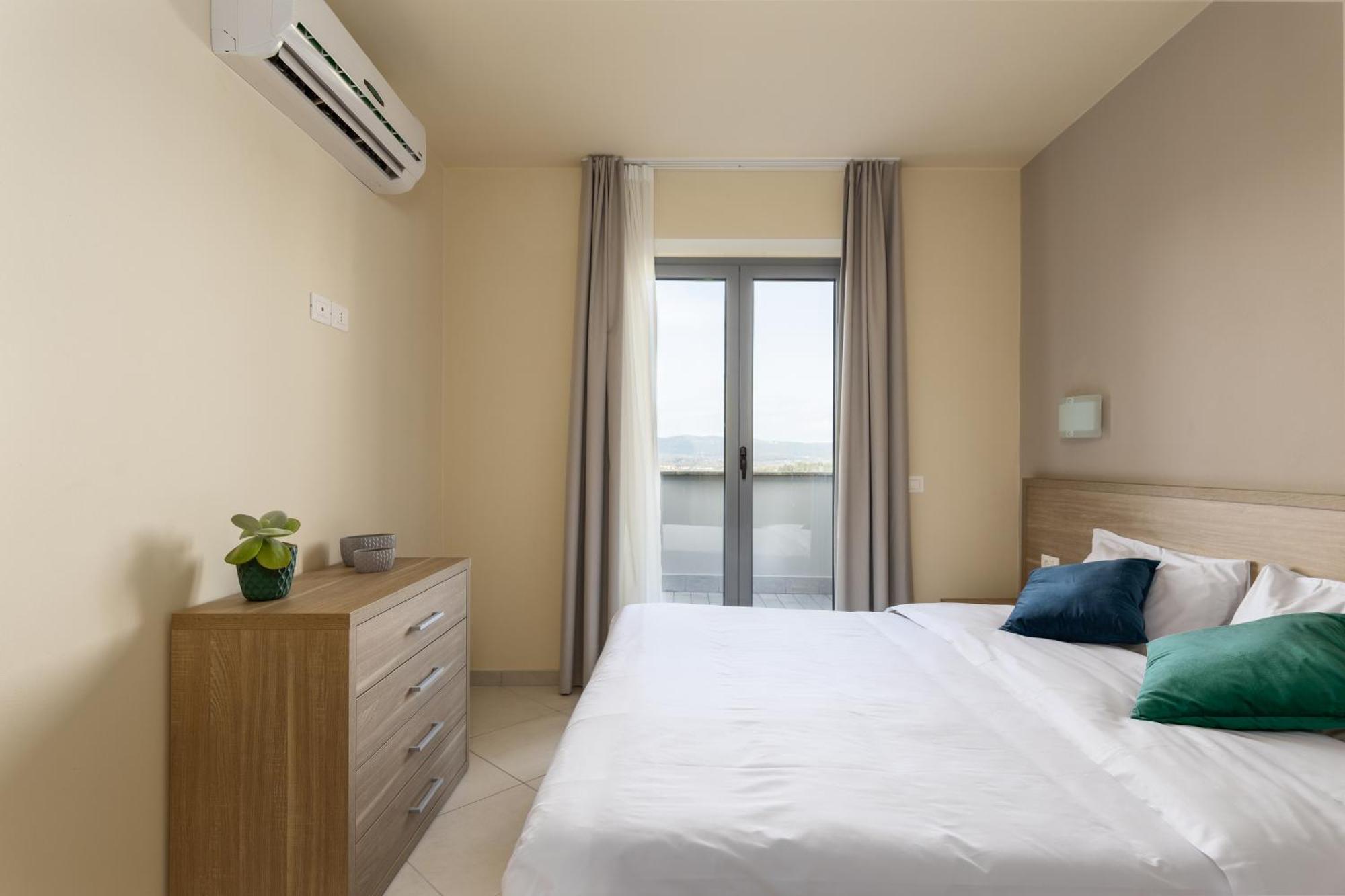 Tuscasi Aparthotel Совичилле Экстерьер фото